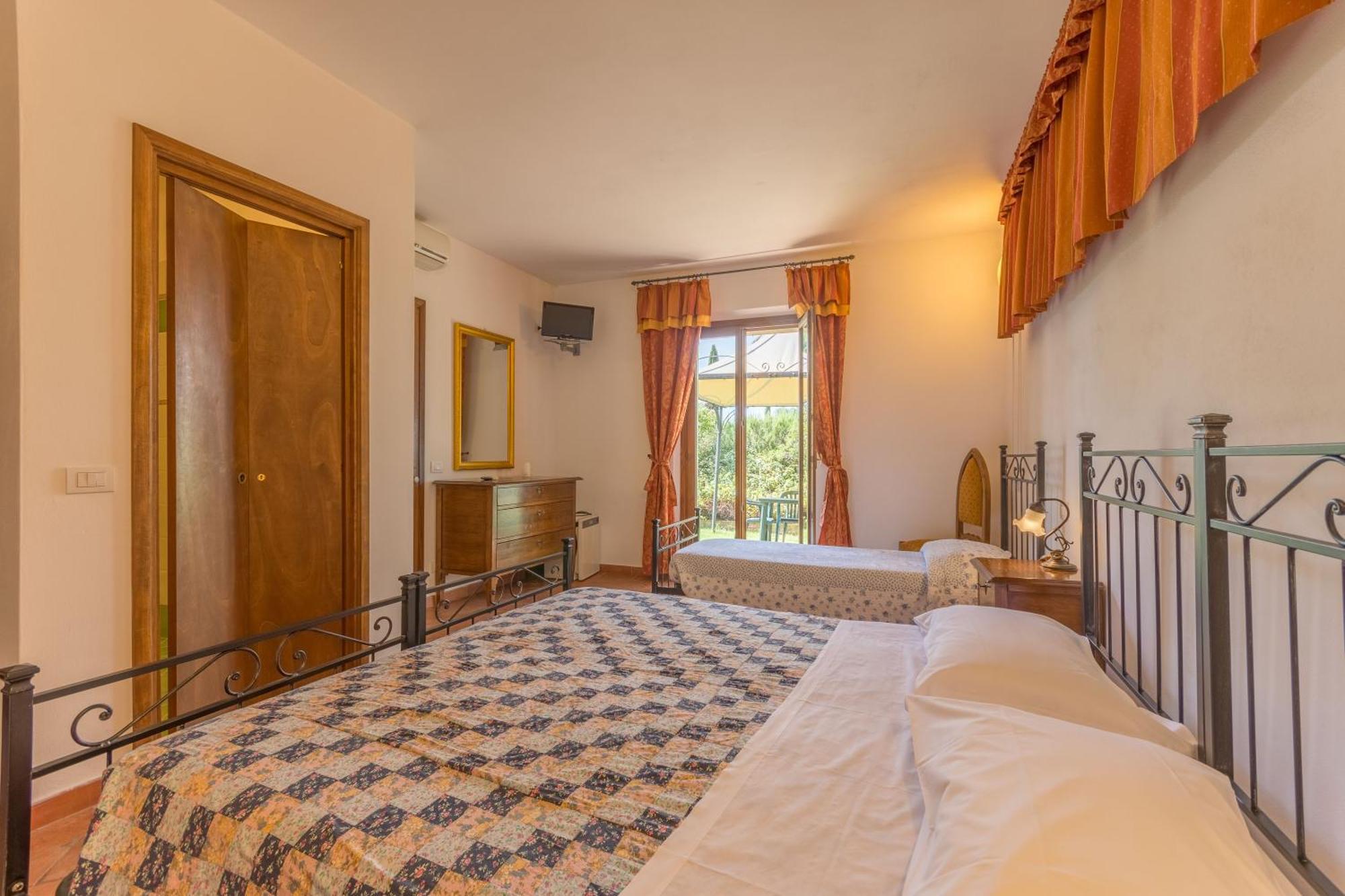 Il Canto Del Sole Monteroni dʼArbia Εξωτερικό φωτογραφία
